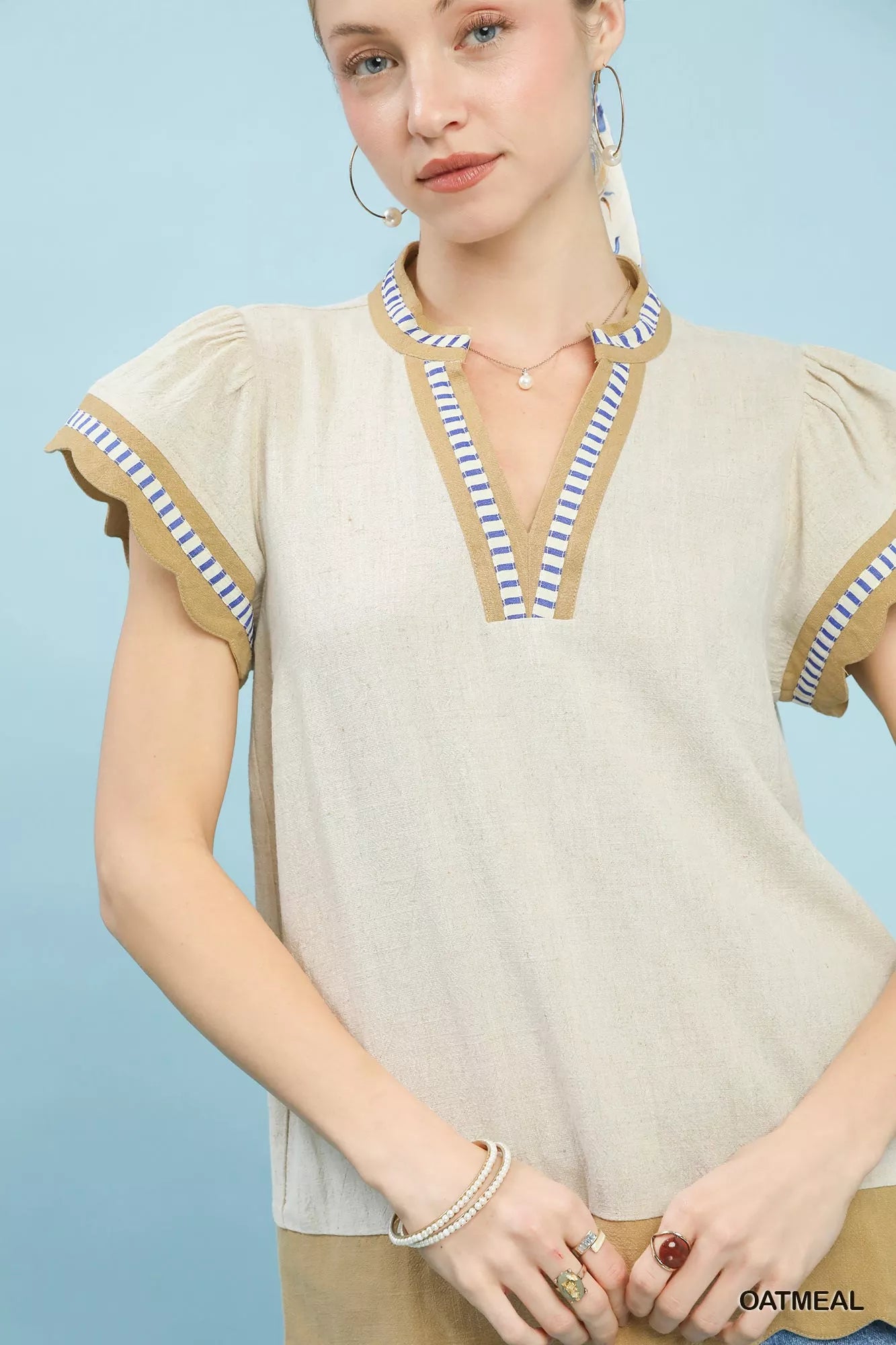 Contrast Scallop Trim Top
