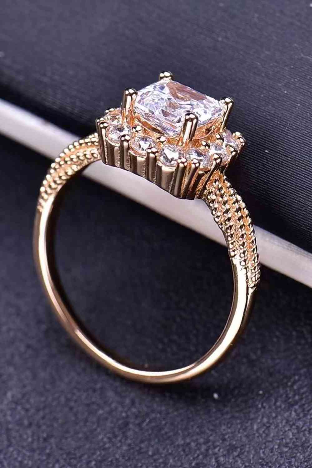 ElegantGem 1 Carat Moissanite Twisted Ring – Minimalist 18K Rose Gold Design See size chart under “more details”