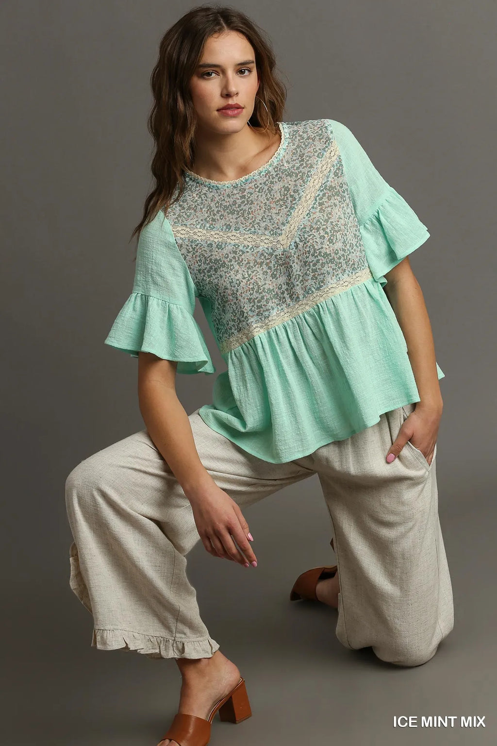 Floral Lace Trimmed Detail Half Sleeve Babydoll Top