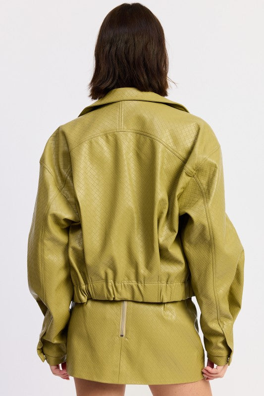CROPPED JACKET WITH COLLAR AND ZIPPER See size chart under “more details”