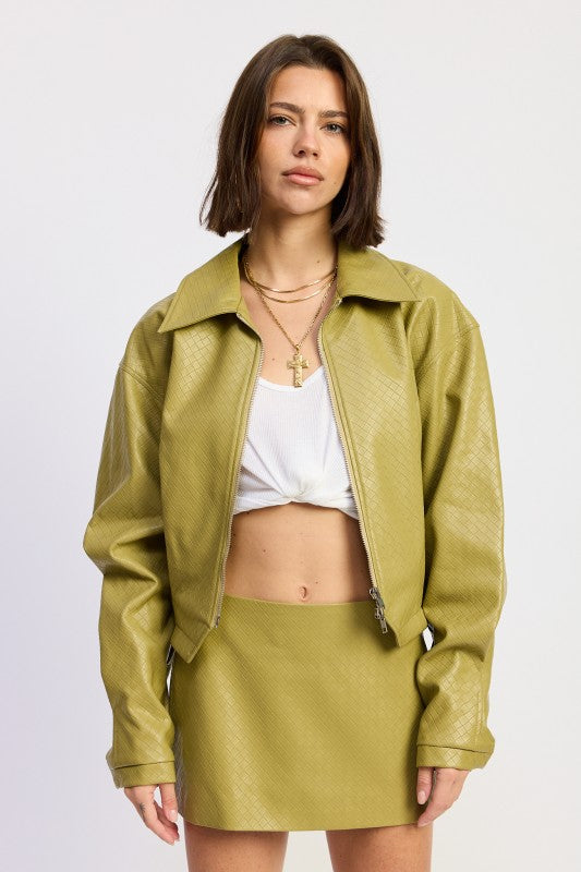 CROPPED JACKET WITH COLLAR AND ZIPPER See size chart under “more details”
