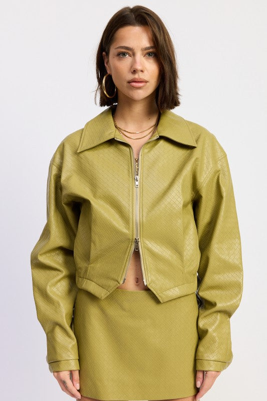 CROPPED JACKET WITH COLLAR AND ZIPPER See size chart under “more details”