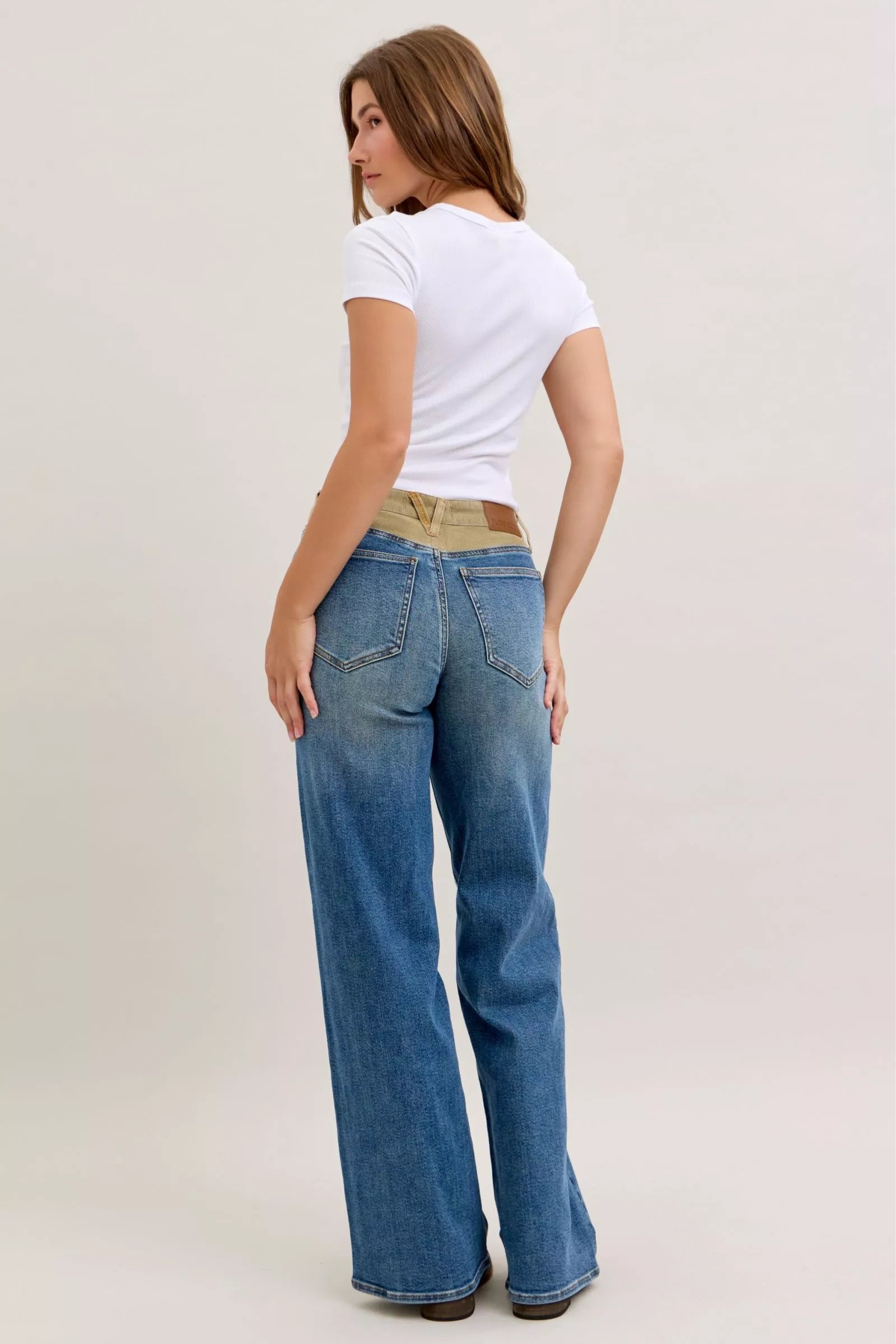 MR Column Straight Jeans with Corduroy Waist