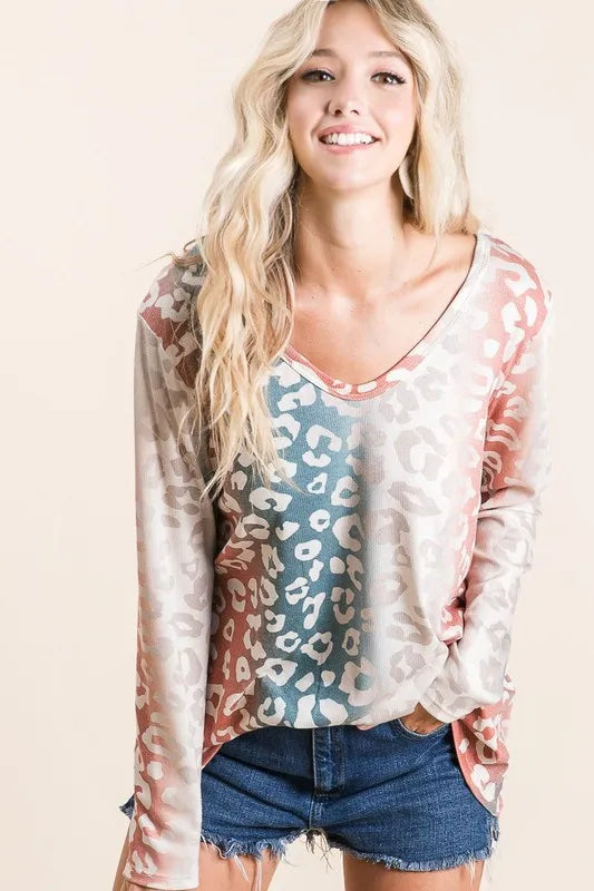 Gradation Leopard Print Textured Knit Top