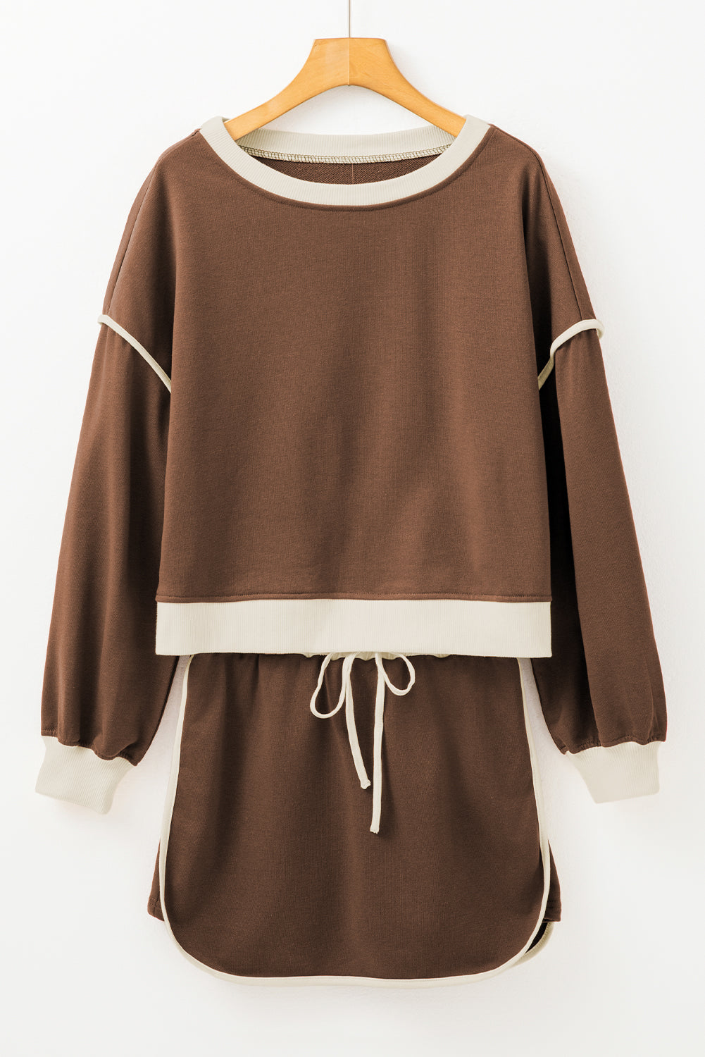 Rose Red Contrast Trim Loose Pullover and Lace-up Waist Shorts Set