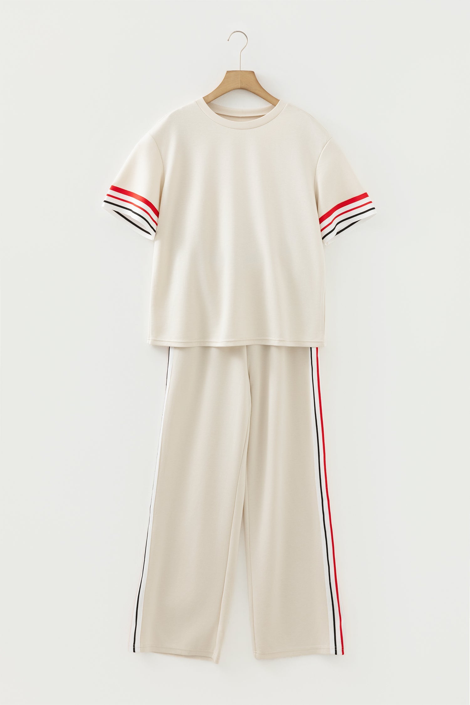 Jet Stream Contrast Striped Trim Crewneck T Shirt Loose Straight Pants Set