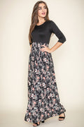 Ditsy Floral Maxi Dress See size chart under “more details”
