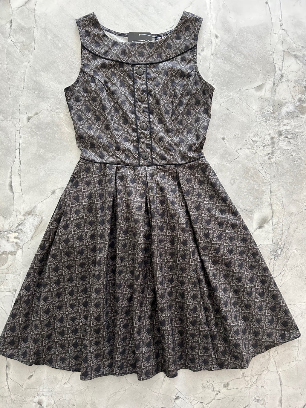 Elizabeth Dress in Witchcraft