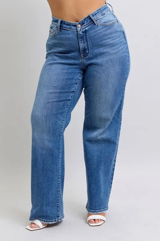 Full Size High Waist V-Front Vintage Wash Straight Jeans Plus Size