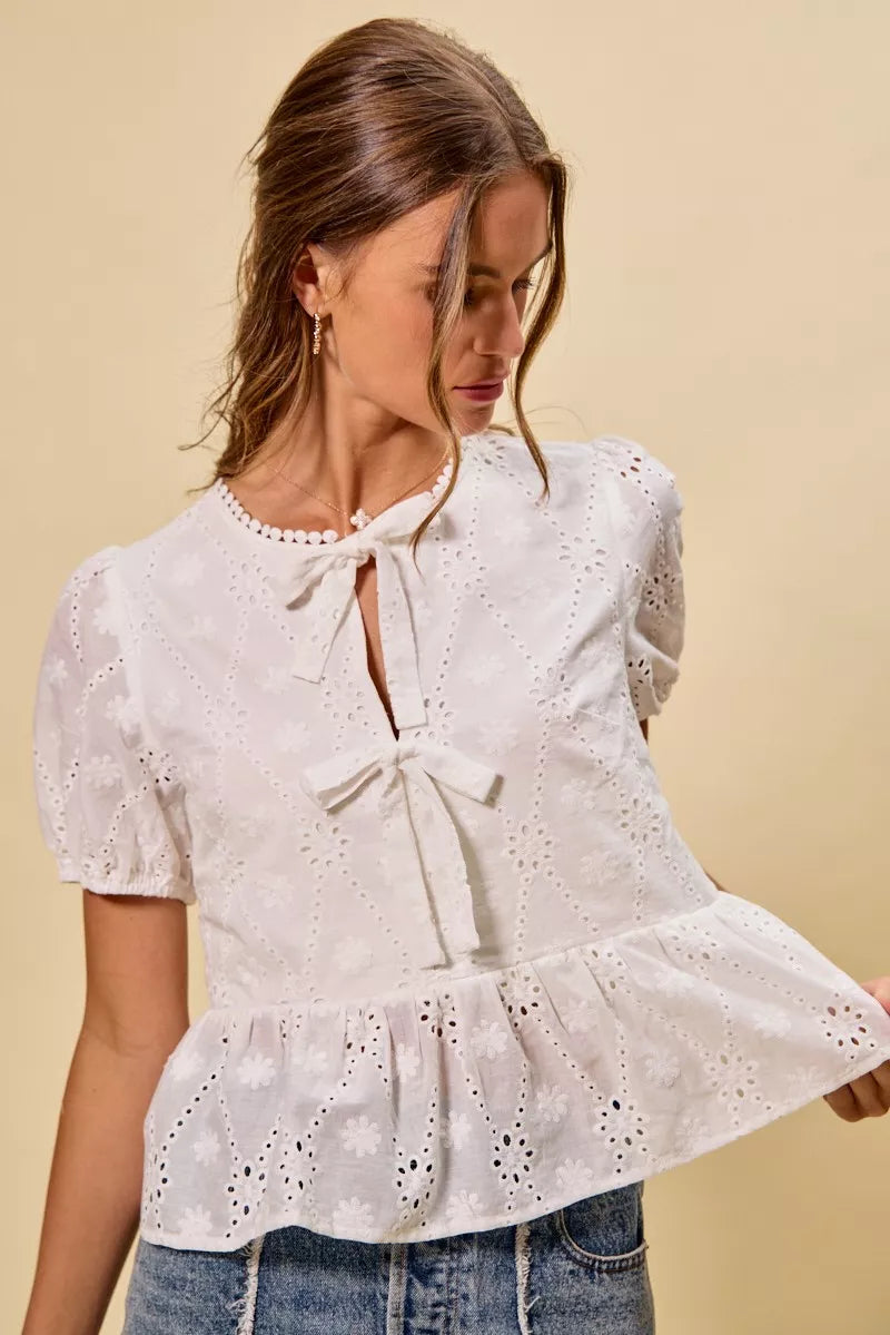 Cotton Eyelet Front Tie Short Sleeves Blouse