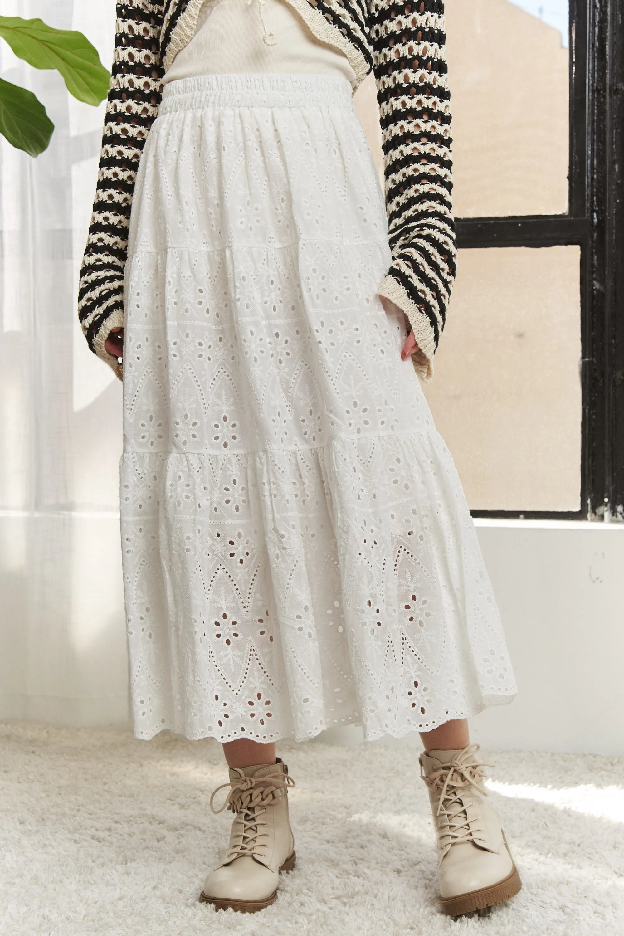 Elastic Waistband Tiered Midi Skirt