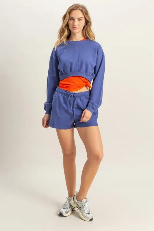 Crew Neck Long Sleeve Crop Sweatshirt