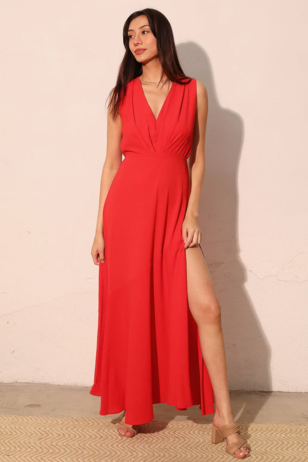 Textured Solid V-neck Maxi Dress