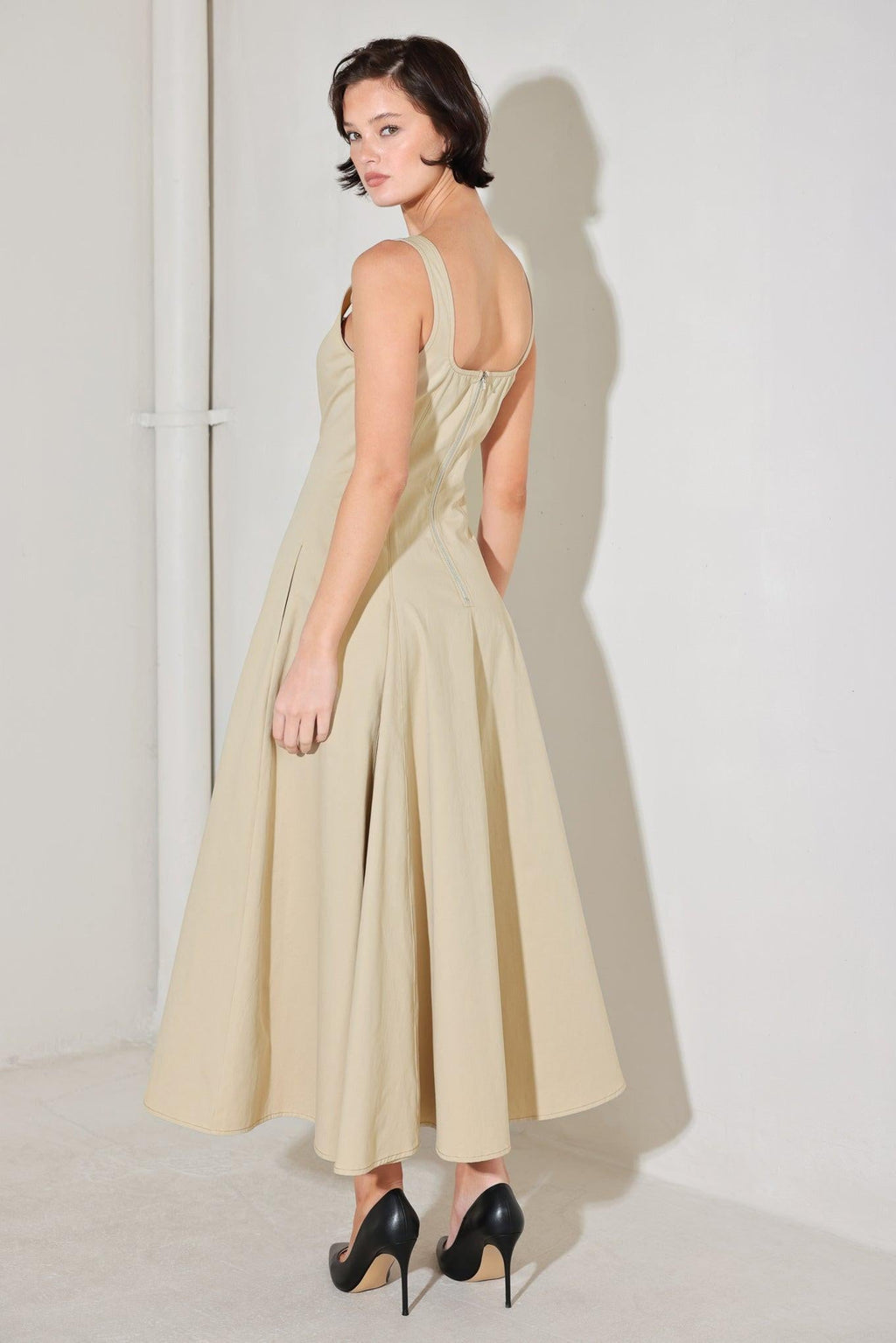 SANDSTONE SERENADE WOVEN MIDI DRESS