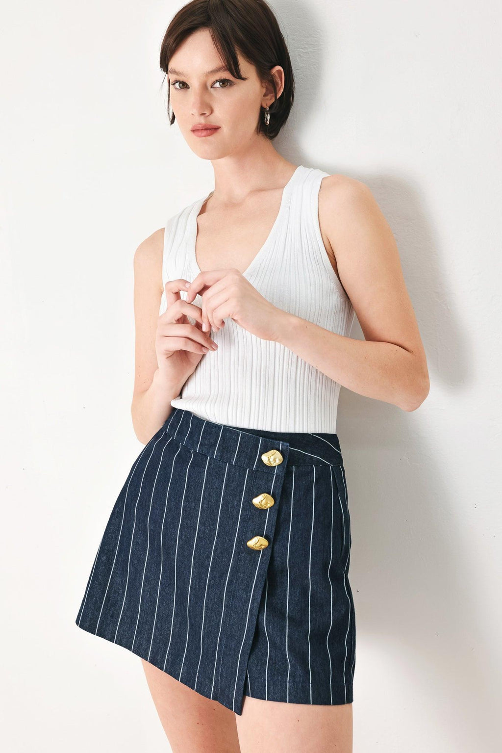 BOSS BABE STRIP WOVEN SKORT