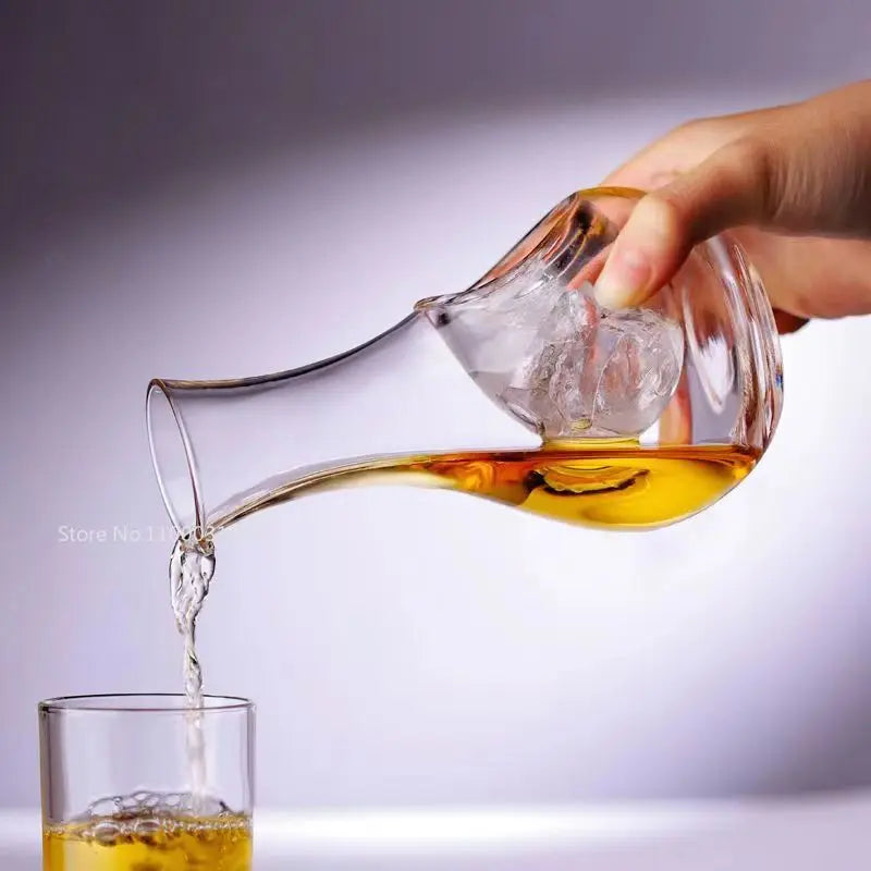 DecorBites™ Crystal Glass Wine Decanter & Sake Glass Set- Hamster Nest Design