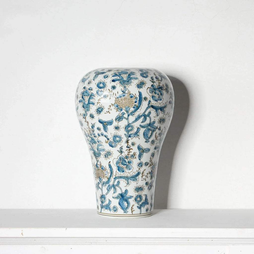 DecorBites™ Blue and White Porcelain Ceramic Vase Chinese Retro Style Home Decoration Flowerpot