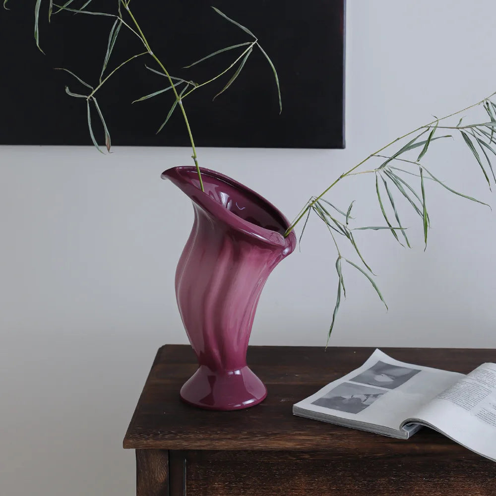 DecorBites™ Calla Lily Gradient Ceramic Vase Handicrafts Home Decoration
