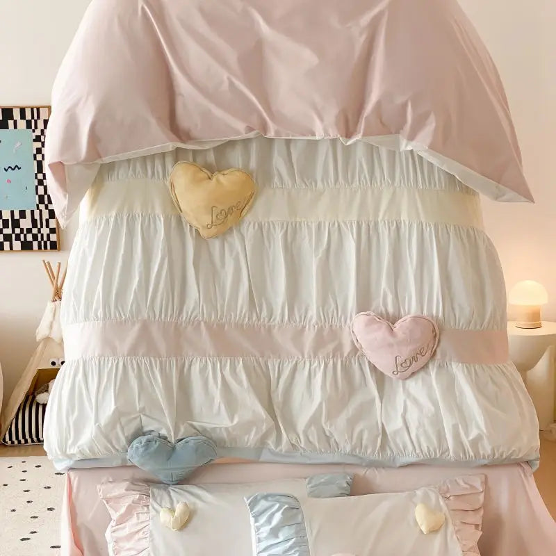 DecorBites™ Heart-shaped Washed Cotton Bedding Set - Duvet Cover, Bed Sheet, Pillowcases