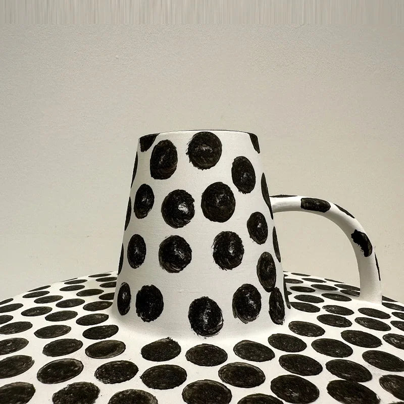 DecorBites™ Black White Dots Ceramic Vase Geometric Abstraction Handicraft Floral Accessories