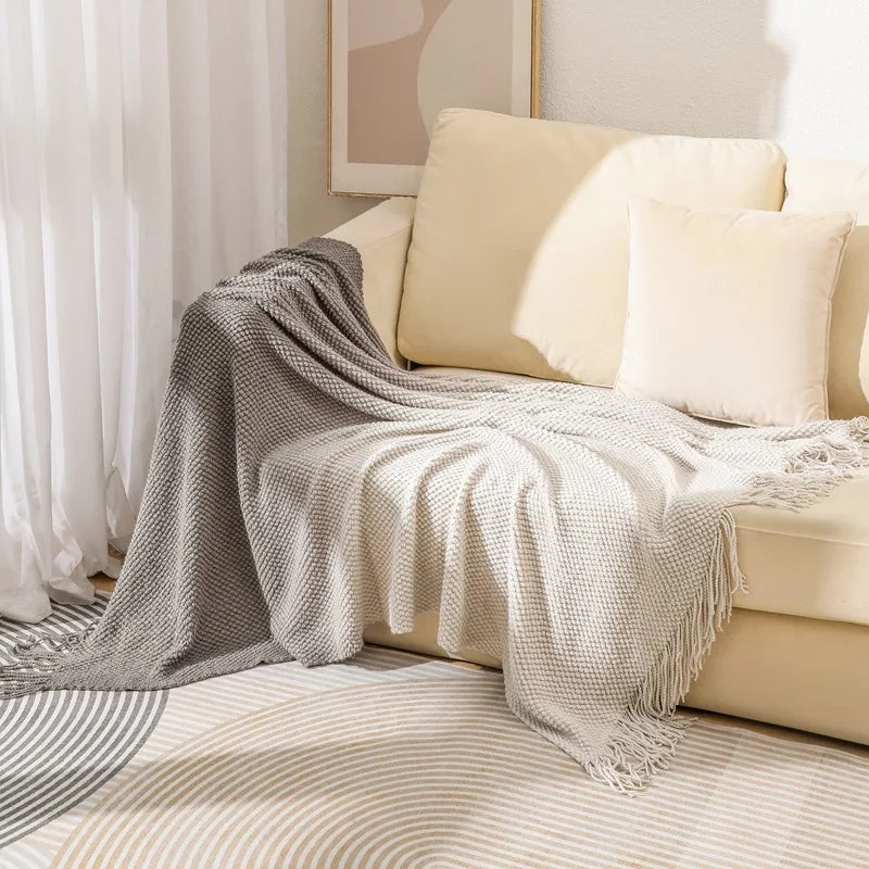 DecorBites™ Gradient Pineapple Grid Knit Blanket - All-Season Comfort for Adults & Kids