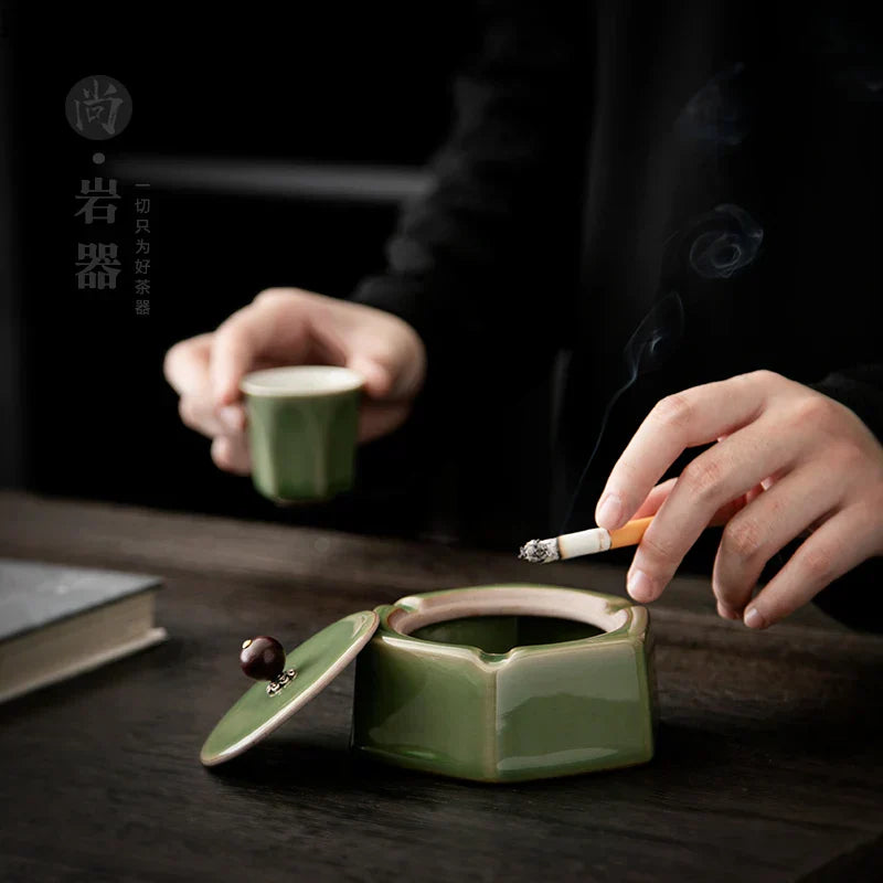 DecorBites™ Geometric Green Ceramic Ashtray - Desk Decoration and Smoking Accessory