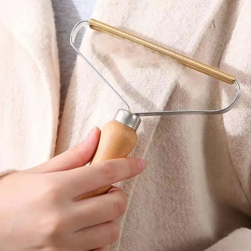 DecorBites™ Hair Scraper: Fabric Sorting & Smoothing Tool for Hair Removal on Clothes & Knits