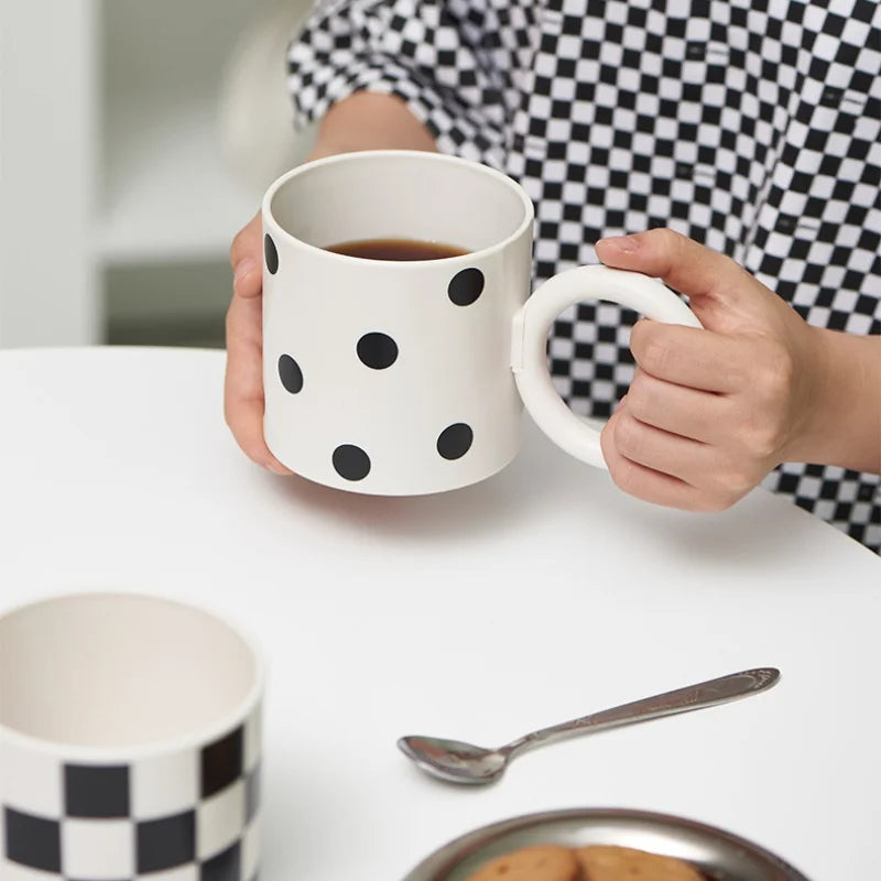 DecorBites™ Korean Style Fatty Mug Splash Ink Plastic Cup Couple Coffee Tea Drinkware