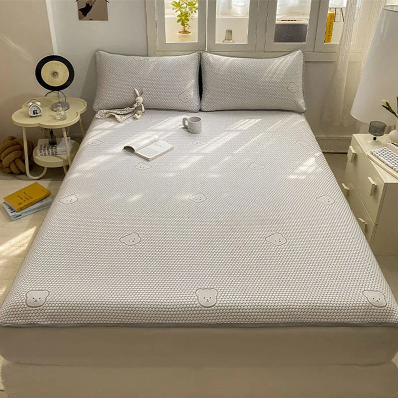 DecorBites™ Cooling Ice Bean Sheet Set: Breathable Rayon Mat & Pillowcases for Summer Bed