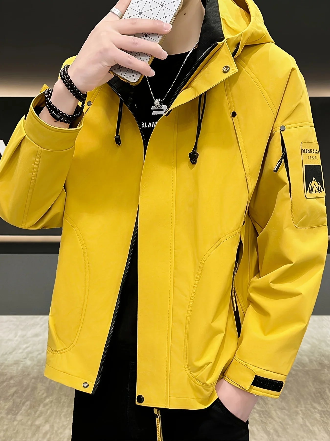 Autumn Lightweight Hooded Cargo Jacket Men Outdoor Windproof Coats Man Korean Fashionable Handsome Casual Hiking Jackets for Men