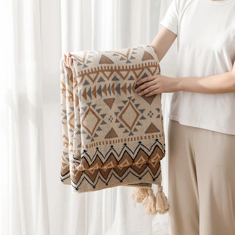 DecorBites™ Bohemian Knitted Oat White Tassel Blanket - Home Office Air Conditioning Nap Decor