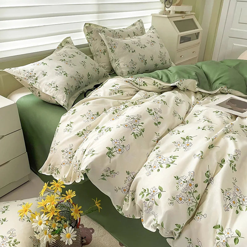DecorBites™ Cartoon Printed Bedding Set: Soft Cozy Duvet Cover, Bedsheet, Pillowcase, Single Double Bedclothes