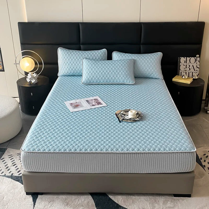 DecorBites™ Cool Summer Bed Mat Set Queen - High-quality Ice Silk Fabric
