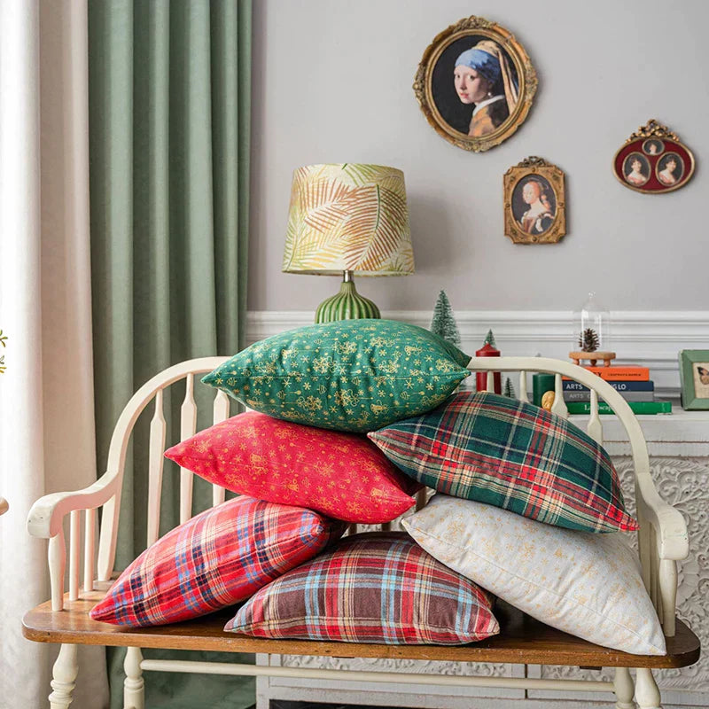 DecorBites™ Christmas Plaid Cushion Cover - Festive Holiday Decor Pillow Case