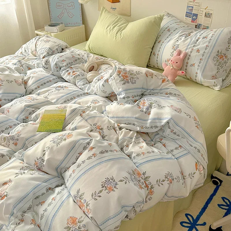 DecorBites™ Cartoon Print Quilt Cover Set for King Queen Beds - All Seasons Comfort