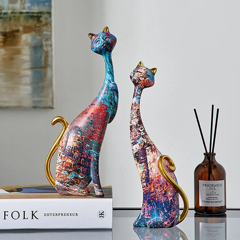 DecorBites™ Cat Lovers Resin Figurines | Graffiti Couple Ornaments for Home Decor