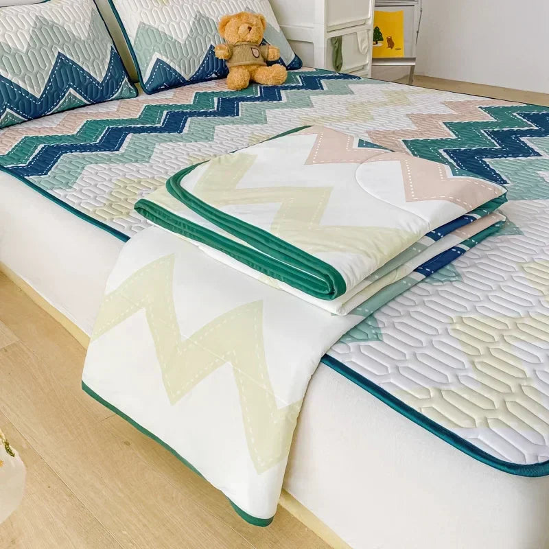 DecorBites™ Cool Summer Blanket Set with Latex Bed Mat - Lightweight Breathable Comforter Bedding