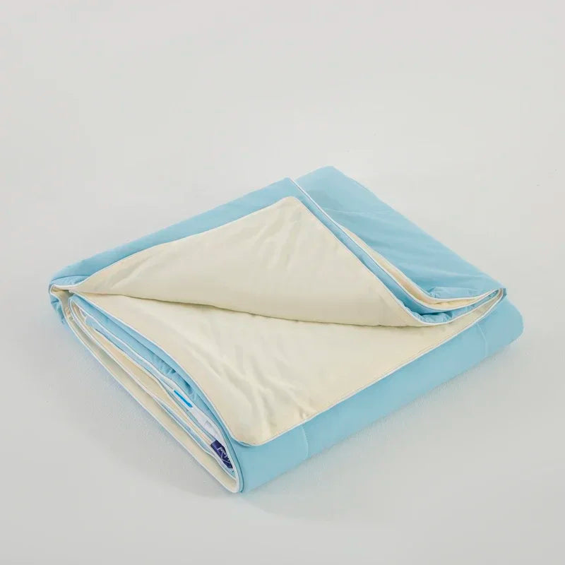 DecorBites™ Cooling Fabric Double-Sided Summer Blanket - Light Cooled Comforter
