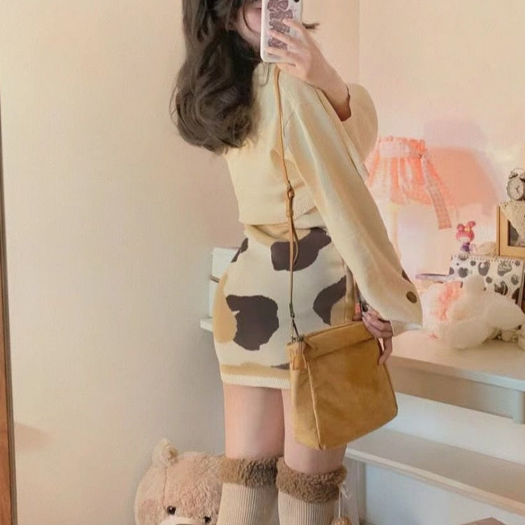 Paw Print Camouflage Outfit