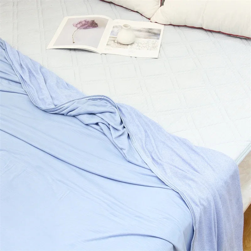DecorBites™ Cool Feel Summer Blanket: Smooth, Breathable, Double-Sided for Comfortable Sleep
