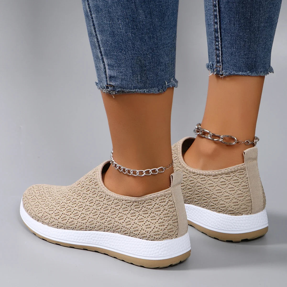 Spring new women's sports shoes, fashionable, breathable, lightweight, non-slip, wear-resistant, casual sports shoes, flat shoes