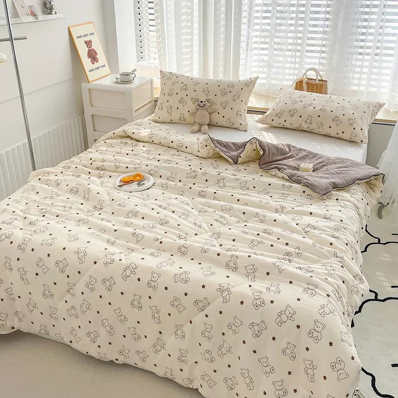 DecorBites™ Breathable Double Gauze Queen Quilt with Soya Fibre Filling