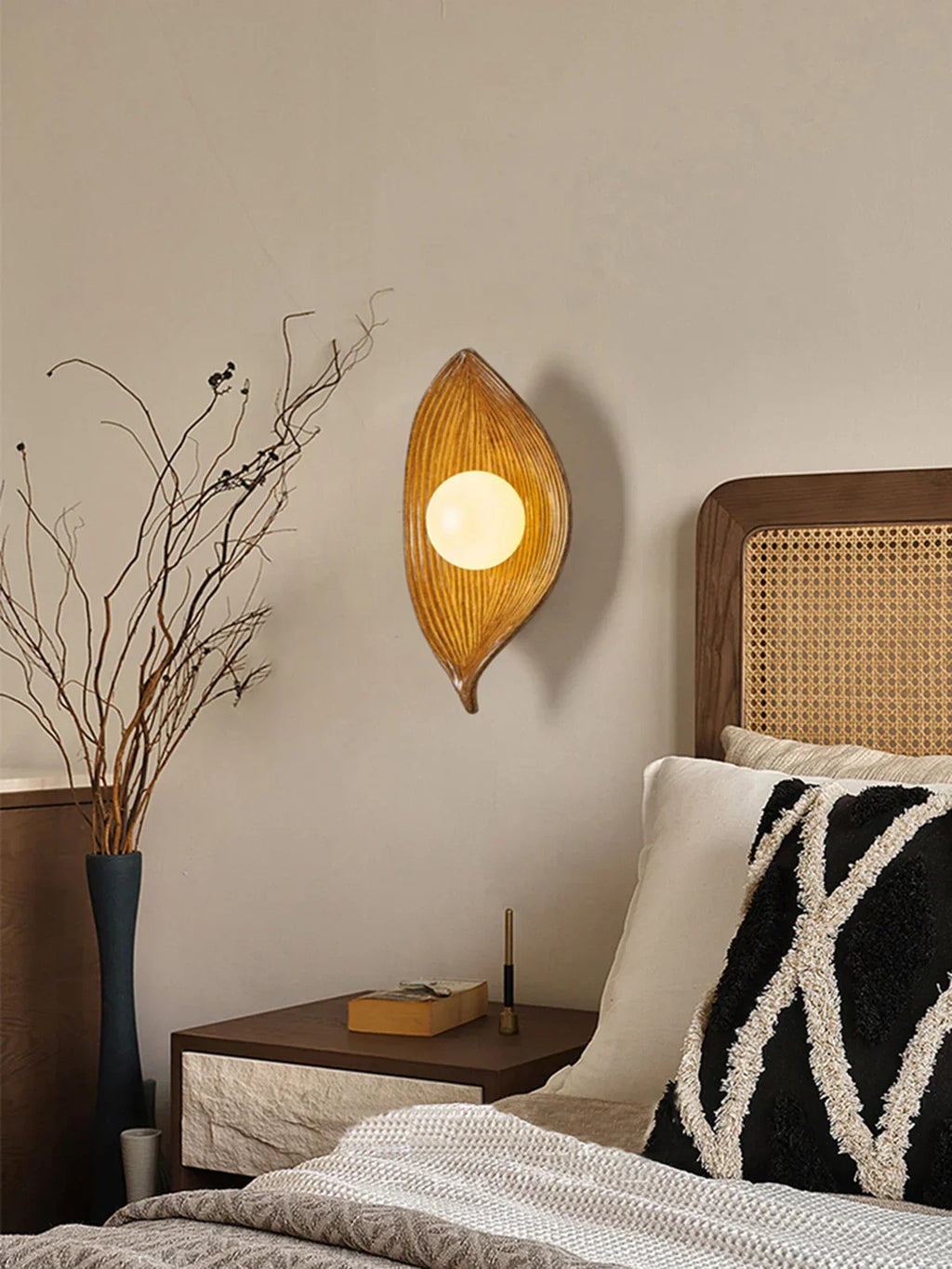 DecorBites™ Leaf Resin LED Wall Sconces for Bedroom Living Room Corridor, Indoor Decor Lighting