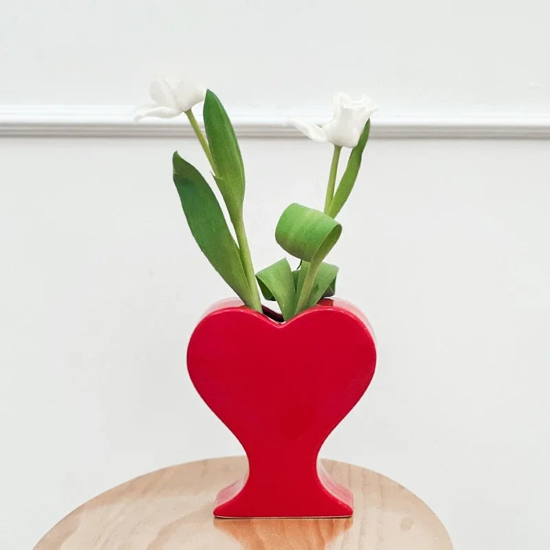 DecorBites™ Heart-shaped Pink Hearts Porcelain Vase - Handicraft Ornament & Home Decor