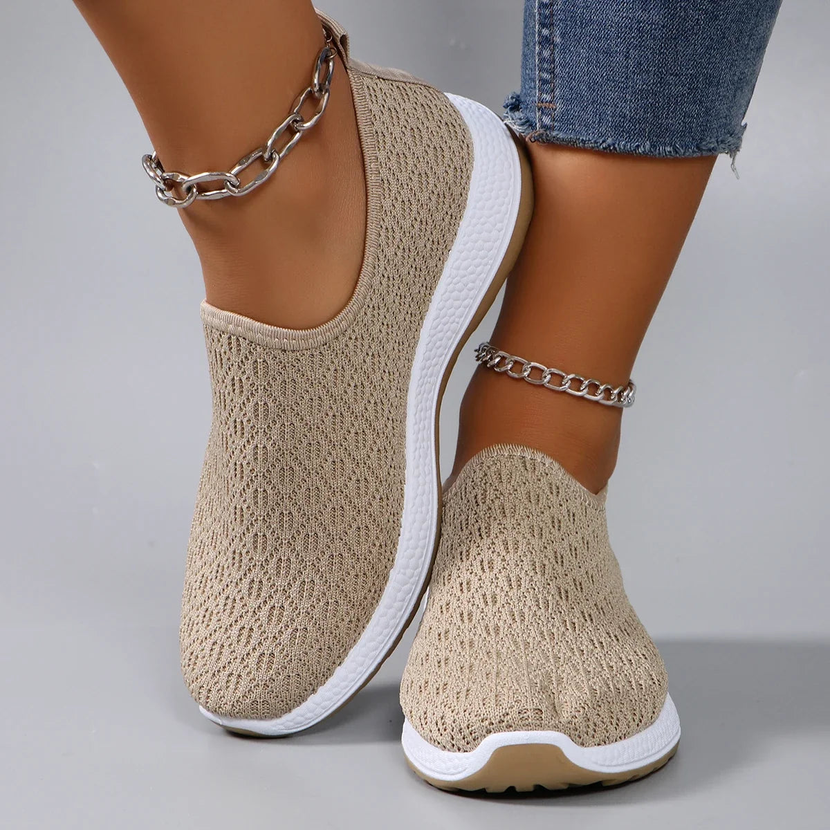 Spring new women's sports shoes, fashionable, breathable, lightweight, non-slip, wear-resistant, casual sports shoes, flat shoes