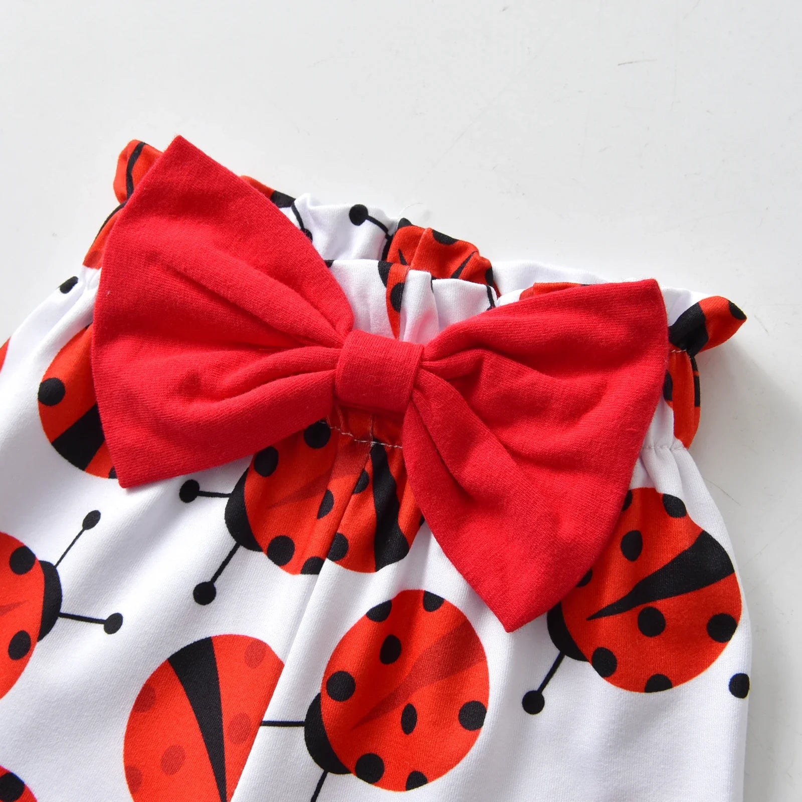 Newborn Baby Girls Clothes Set Long Sleeve Ladybug Print Top and Pants Bow Headband Infant Outfits