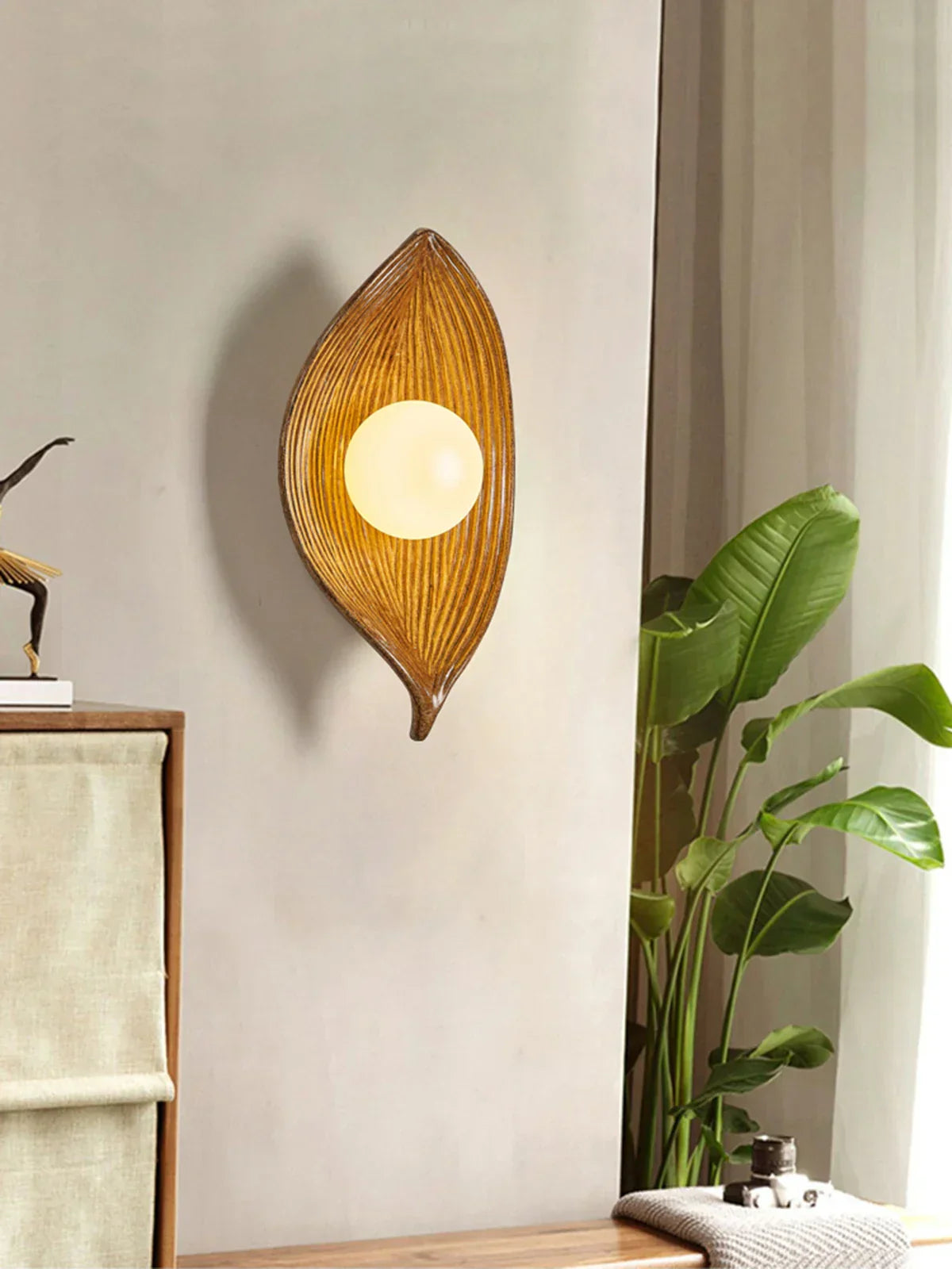 DecorBites™ Leaf Resin LED Wall Sconces for Bedroom Living Room Corridor, Indoor Decor Lighting