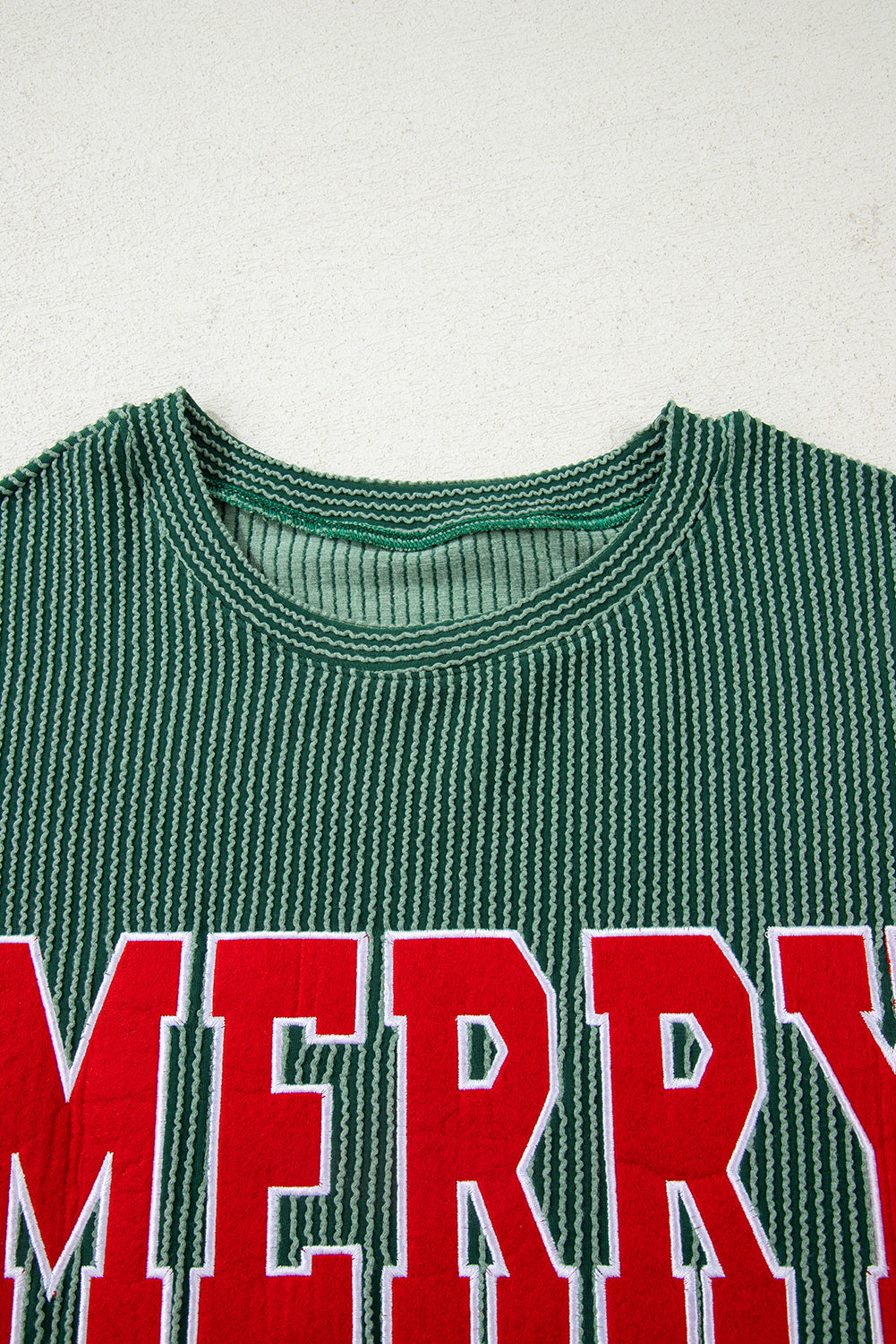 Evergreen Twisted Rib Outlined Merry Letter Graphic Loose Long Sleeve Top
