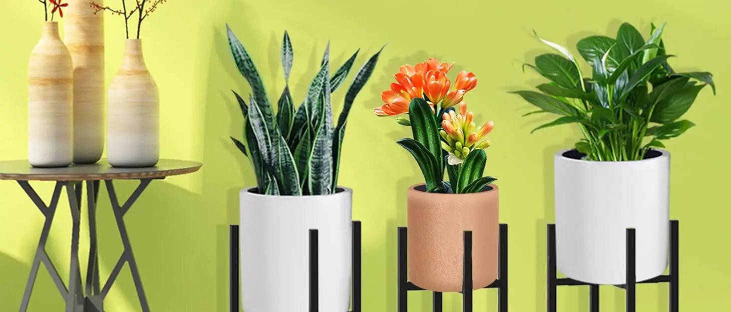 DecorBites™ Adjustable Metal Plant Stand for 12-16 Inch Pots