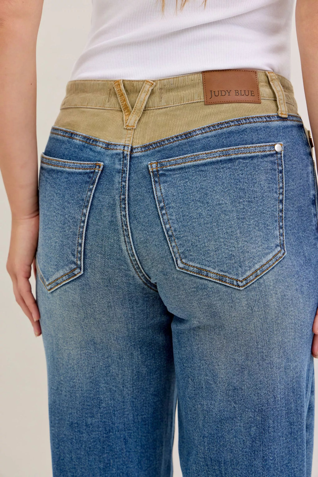 MR Column Straight Jeans with Corduroy Waist